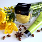 Naturkosmetik im Trend: Wie natürliche und biologische Inhaltsstoffe die Schönheitsindustrie verändern und welche Marken hierbei Vorreiter sind